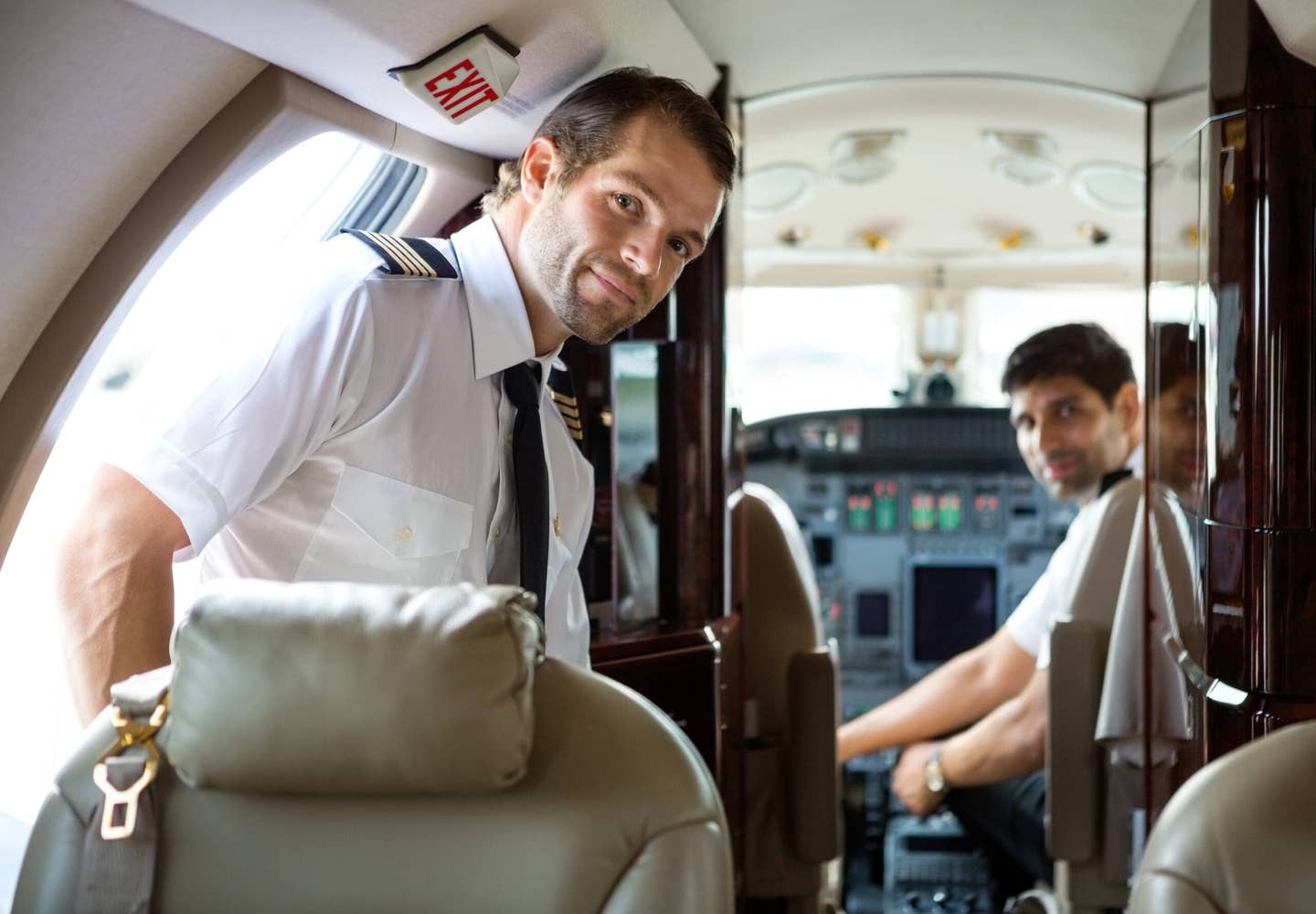 How to Become a Corporate Pilot